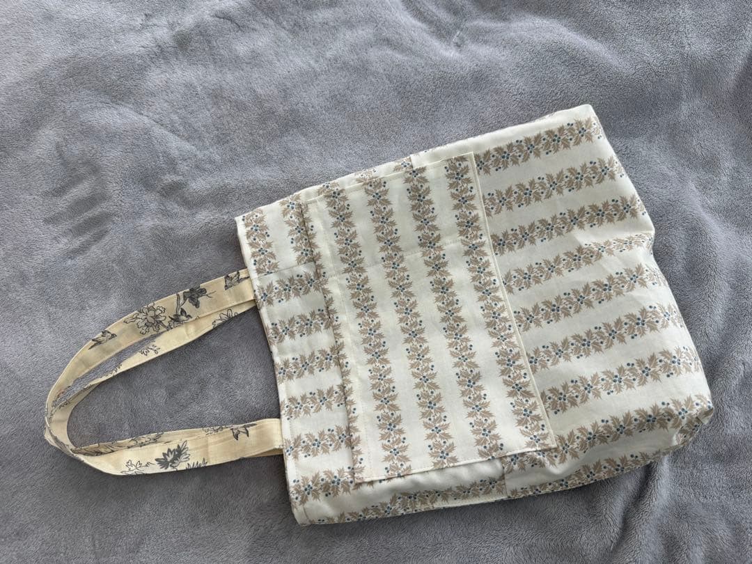 A4サイズトートバッグ　内ポケット２　ハンドメイド
