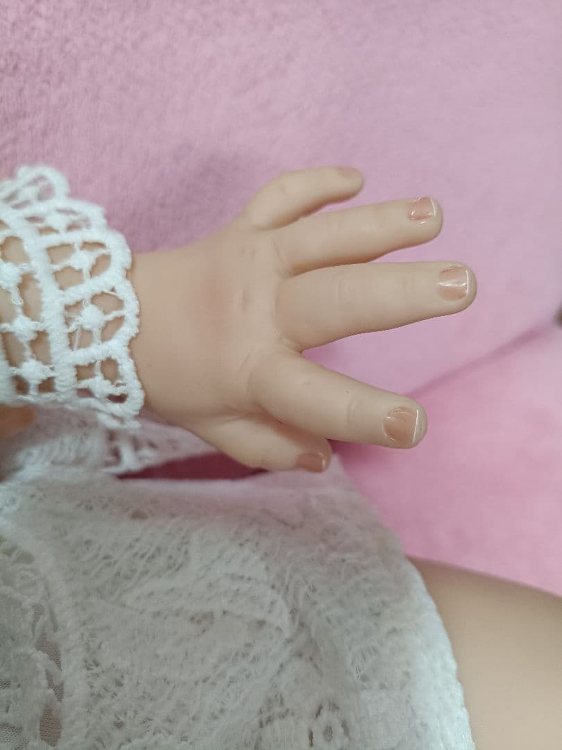 リボーンドール　マギーちゃん　赤ちゃん人形