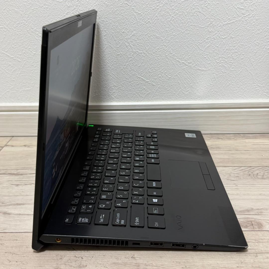 薄型軽量 国産PC♬ VAIO Core i5 10世代 8G SSD256GB