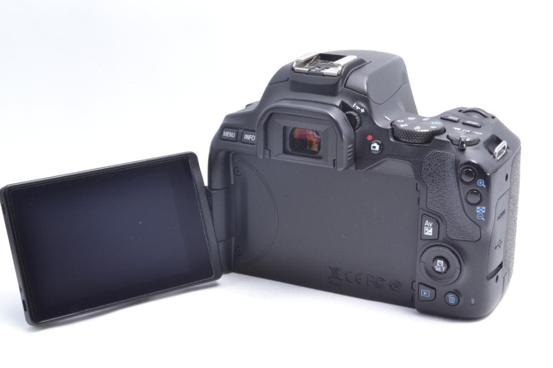 美品✿Canon Kiss X10✿高性能レンズ✿Wi-Fi✿キャノン✿一眼レフ