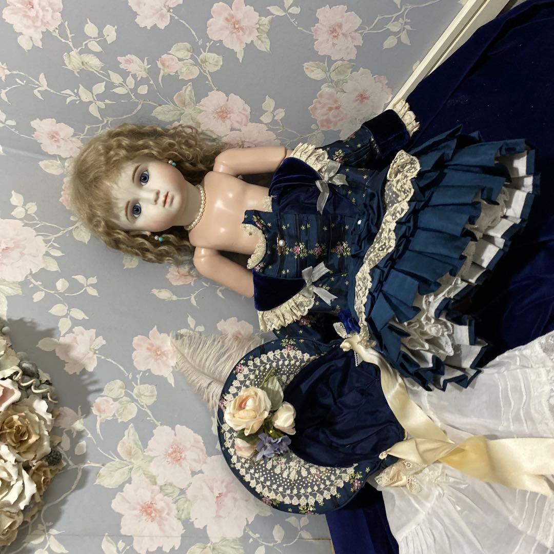 ハンドメイドリプロドール、CーCteiner Chanelle FB18.19