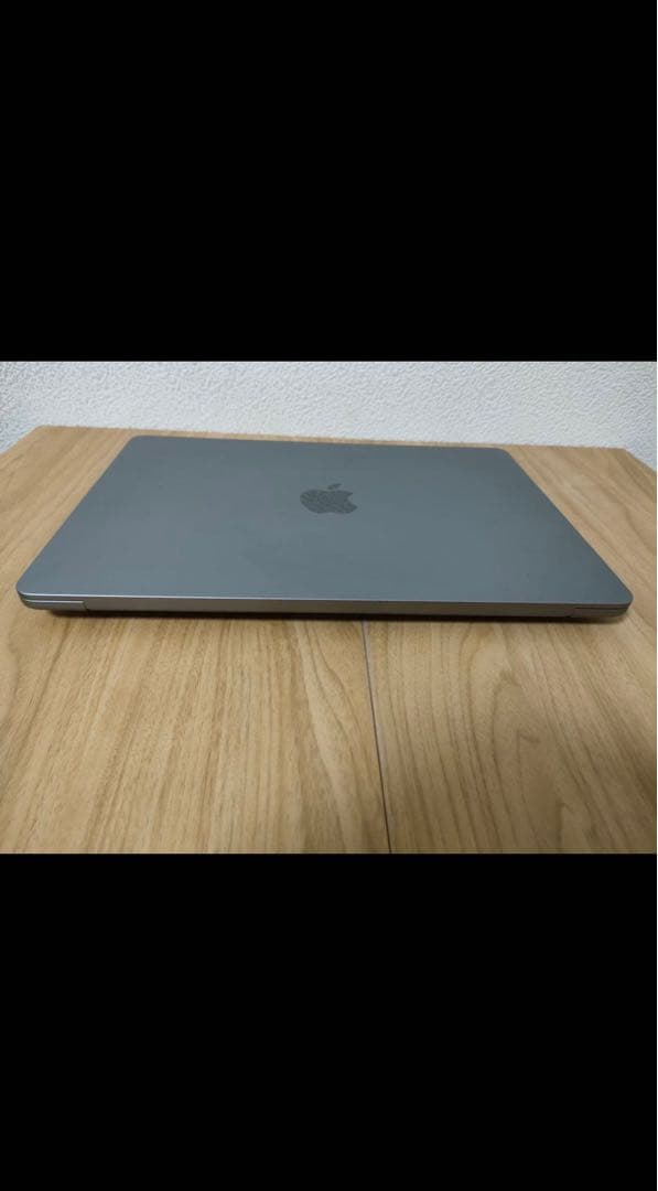 MacBook Air 13.6インチ (M2, 2022)