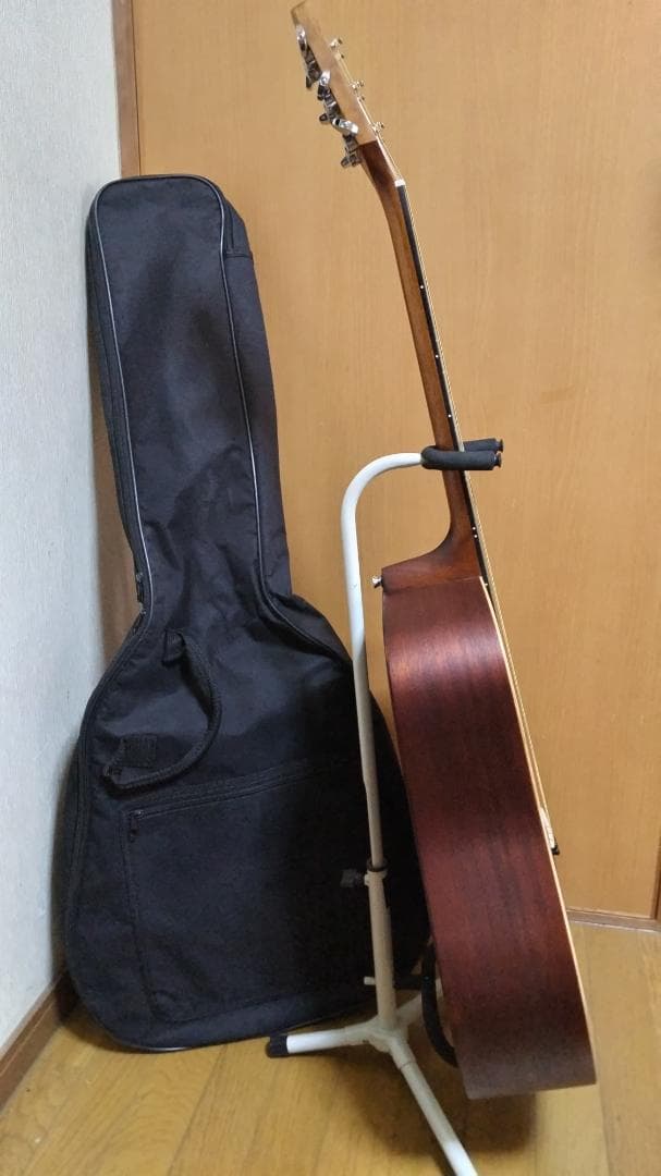 ❤️弦高調整済！「MORRIS モーリス M-011 NAT」＋ショルダーケース