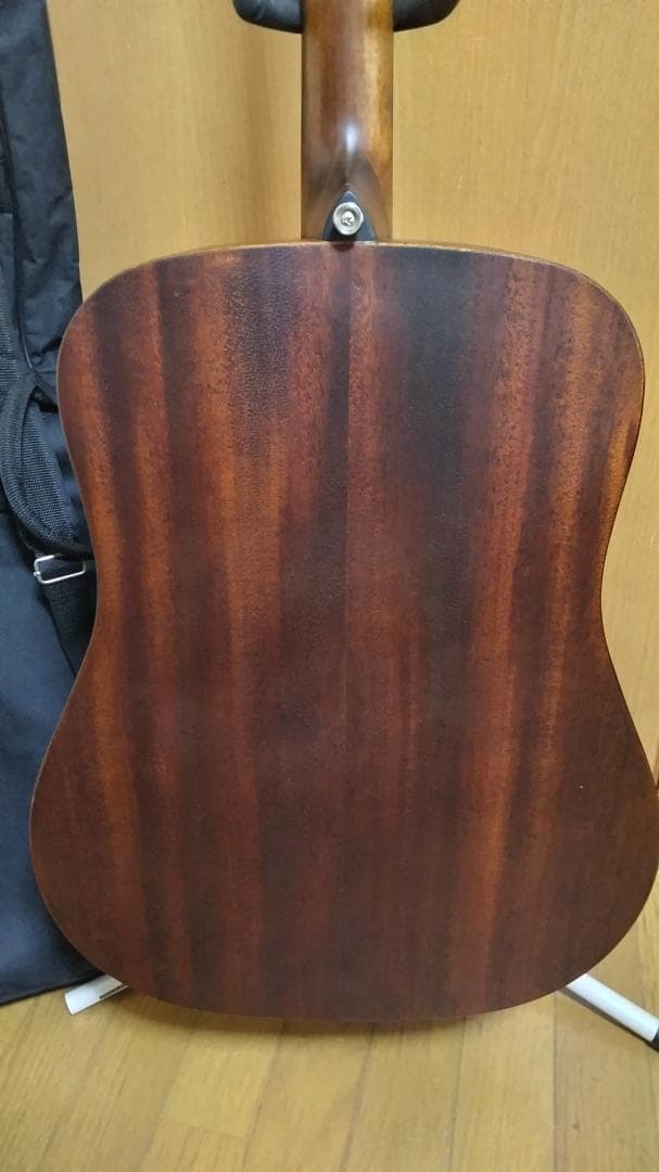 ❤️弦高調整済！「MORRIS モーリス M-011 NAT」＋ショルダーケース