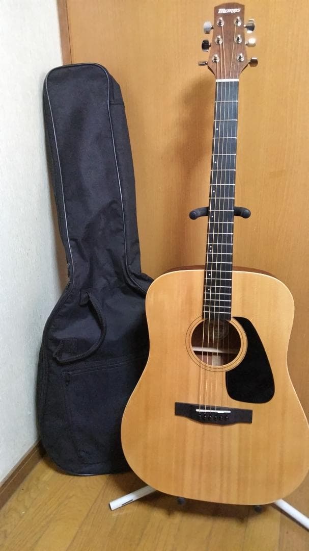 ❤️弦高調整済！「MORRIS モーリス M-011 NAT」＋ショルダーケース