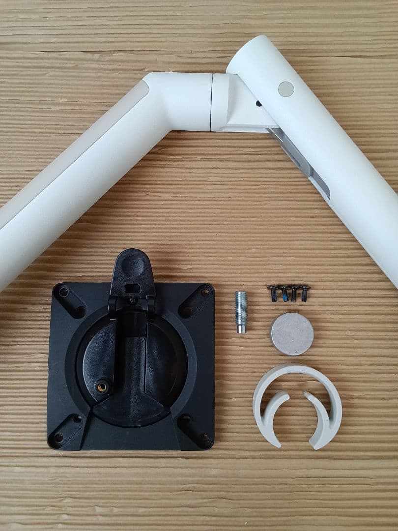 モニターアーム クランプ式 ホワイトCBS/ No.188