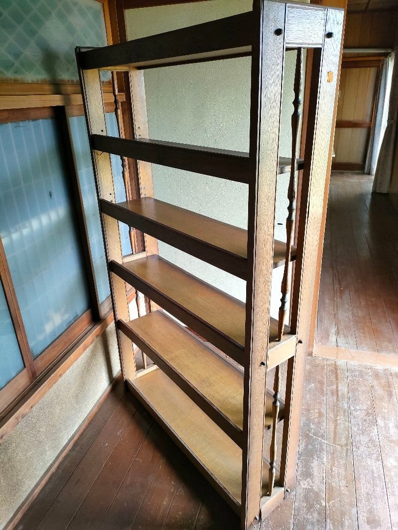 レトロな本棚　横91cm 高さ154cm(記載修正) 奥行26cm　シェルフ