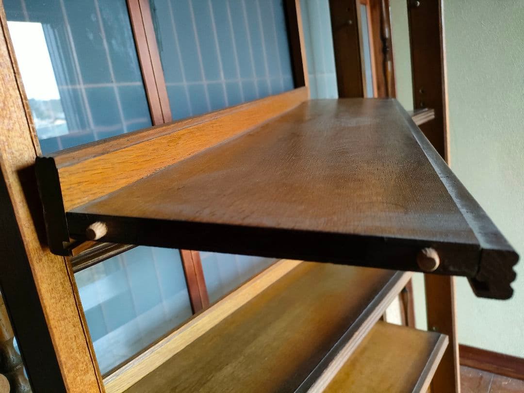 レトロな本棚　横91cm 高さ154cm(記載修正) 奥行26cm　シェルフ