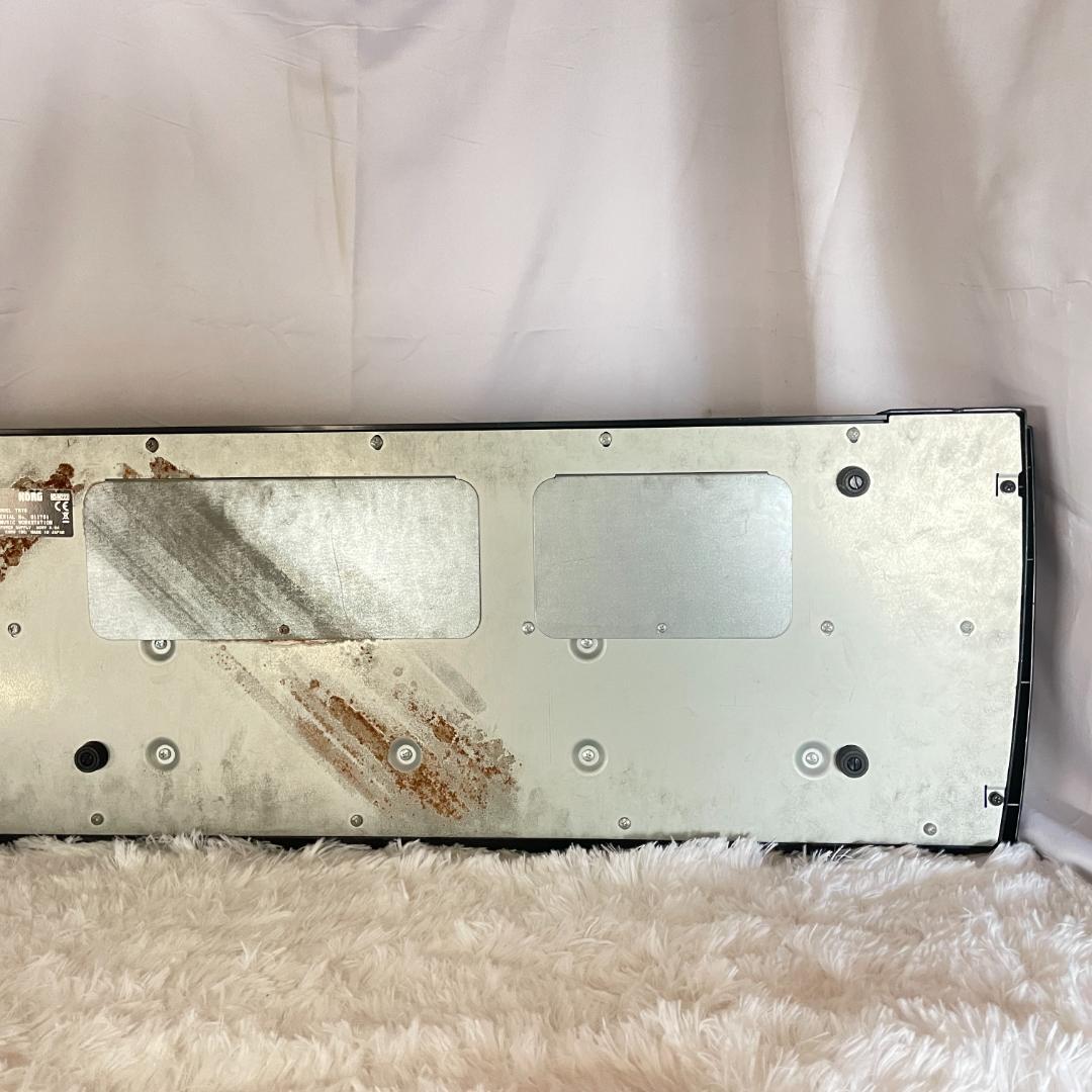 KORG TR76 シンセサイザー