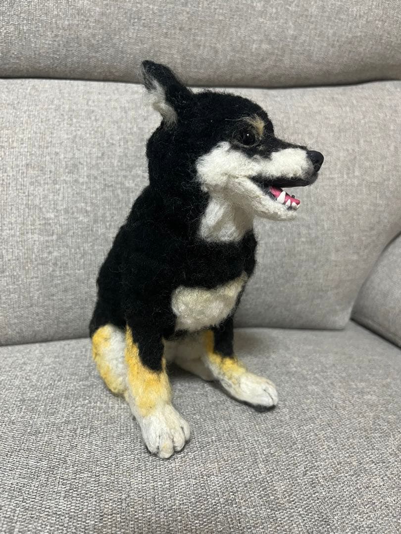 羊毛フェルト　黒柴