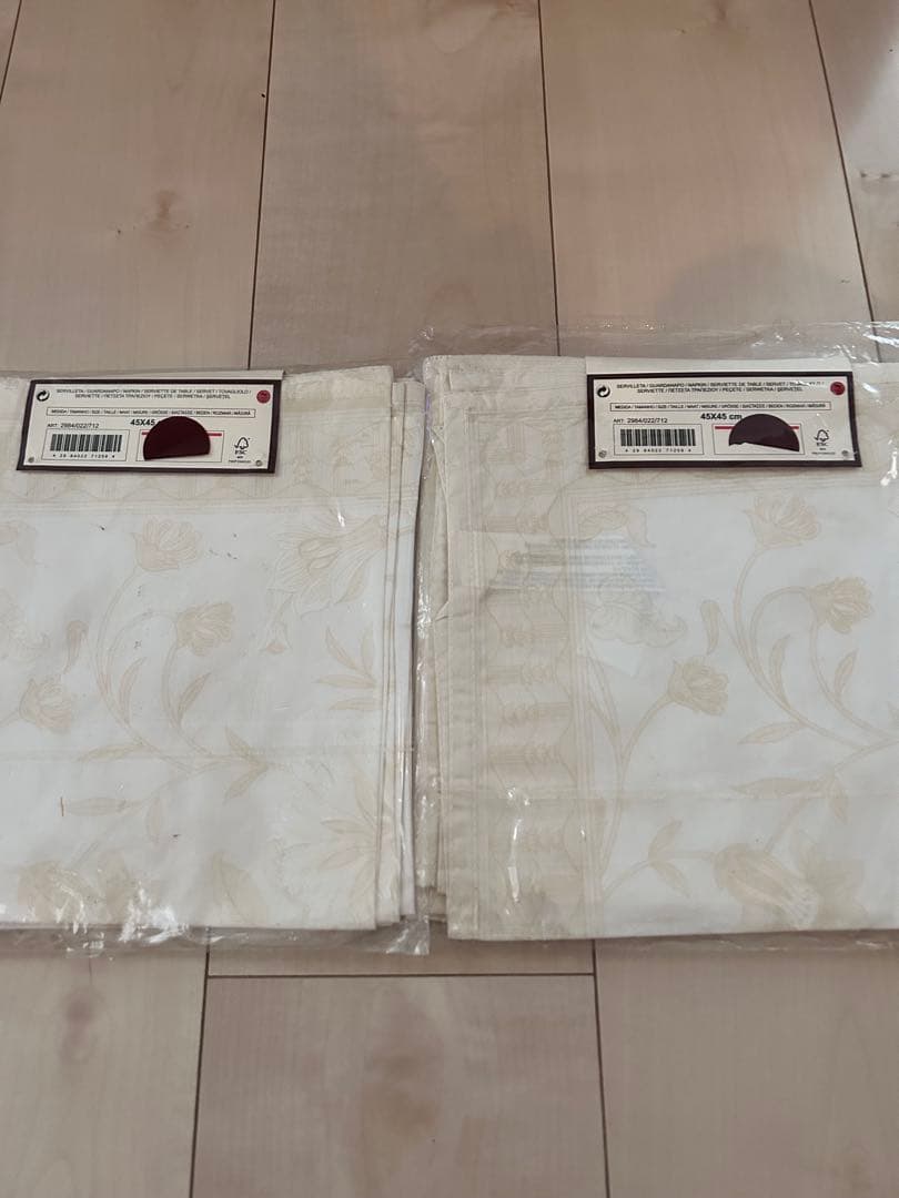 新品★ナプキン8枚　布　ZARA セット布テーブルクロス　ザラホーム