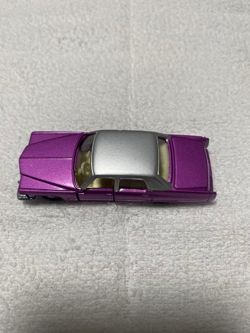 トミカ 青箱 キャデラック フリートウッド ブローアム　日本製　値下げ