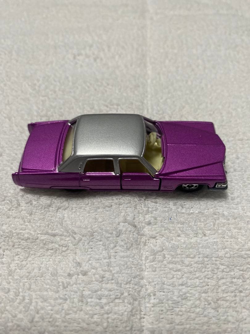 トミカ 青箱 キャデラック フリートウッド ブローアム　日本製　値下げ