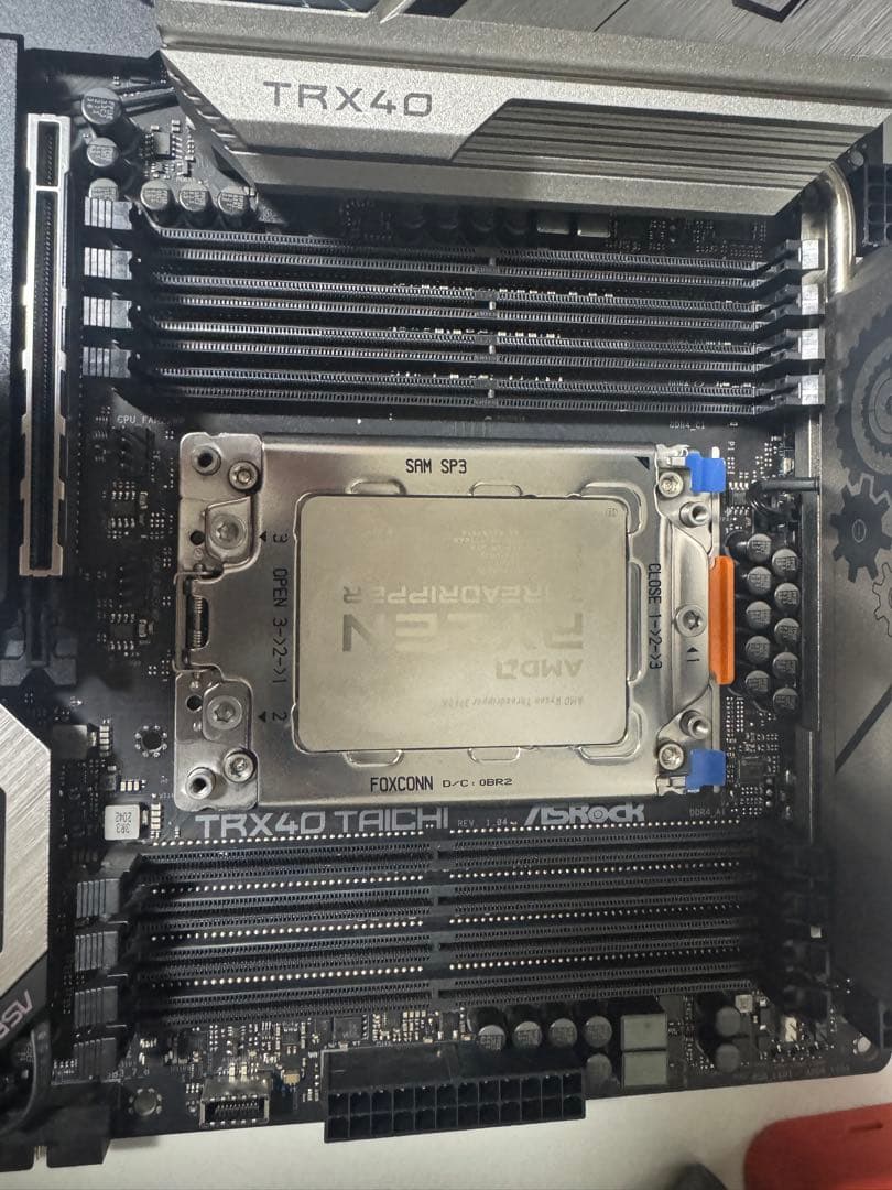 TR 3960X TRX40 Taichi メモリ8GB×4枚 クーラー