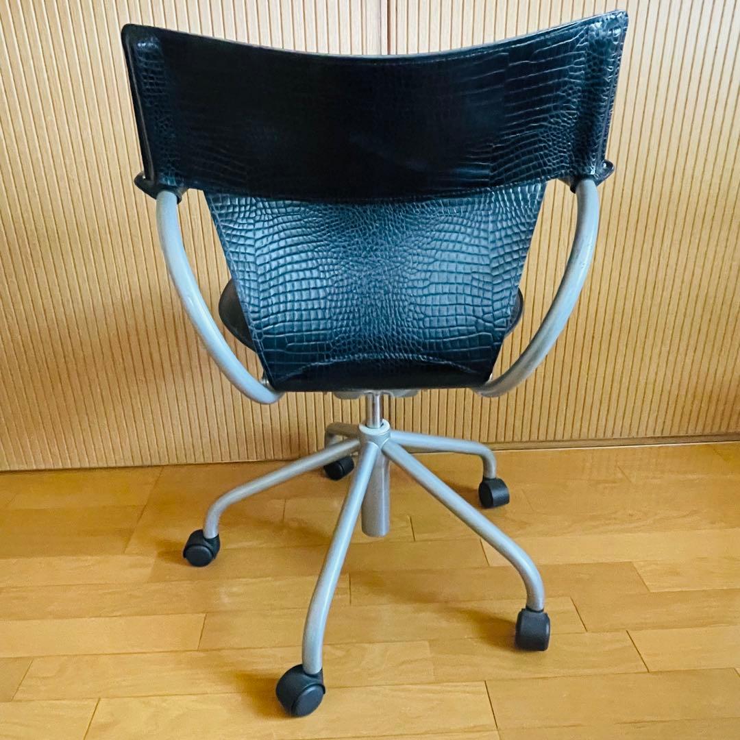 【廃盤品・希少】カリモク 合成皮革張デスクチェアー ニュークロコ ブラック