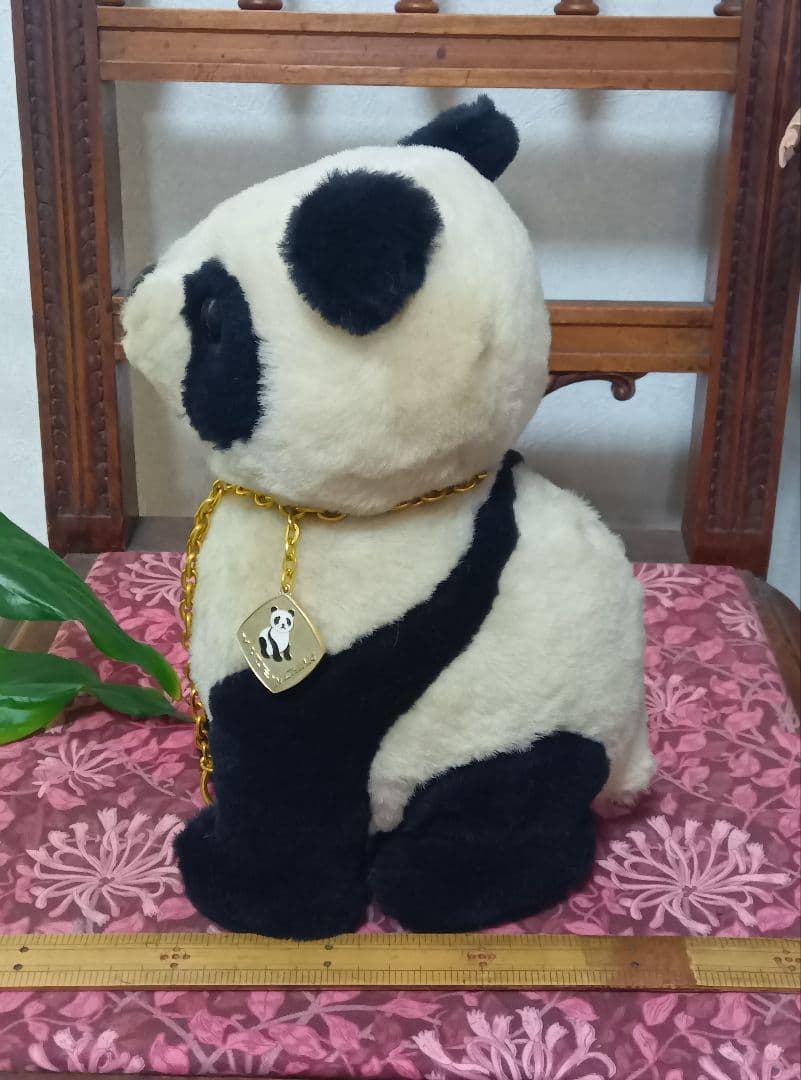 日中国交正常化記念の中国製作パンダ金色のチェーン付き