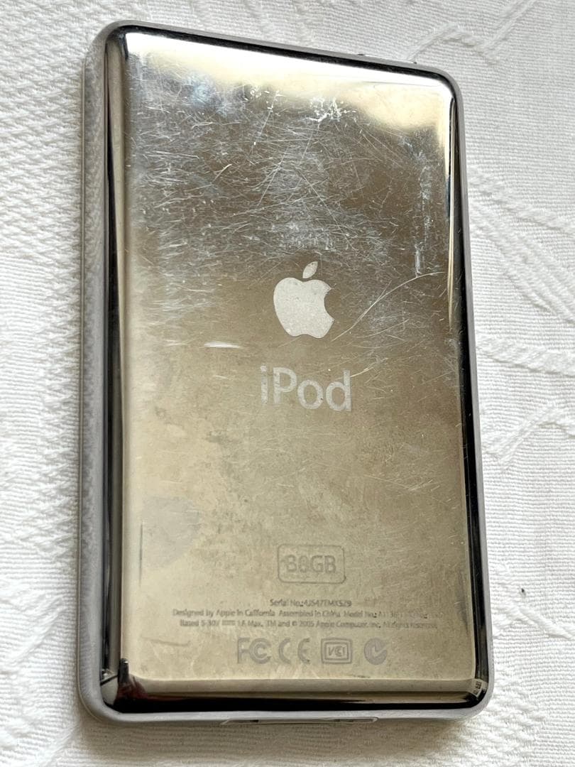 ジャンク Apple iPod 第5世代 30GB ホワイト