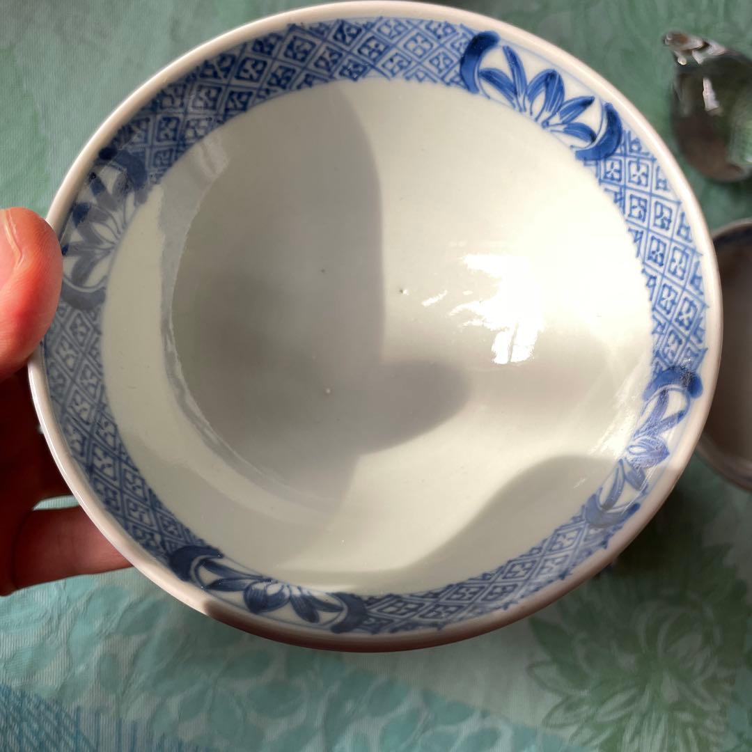 古伊万里　染付　霊獣　牡丹　唐草　蓋付飯碗