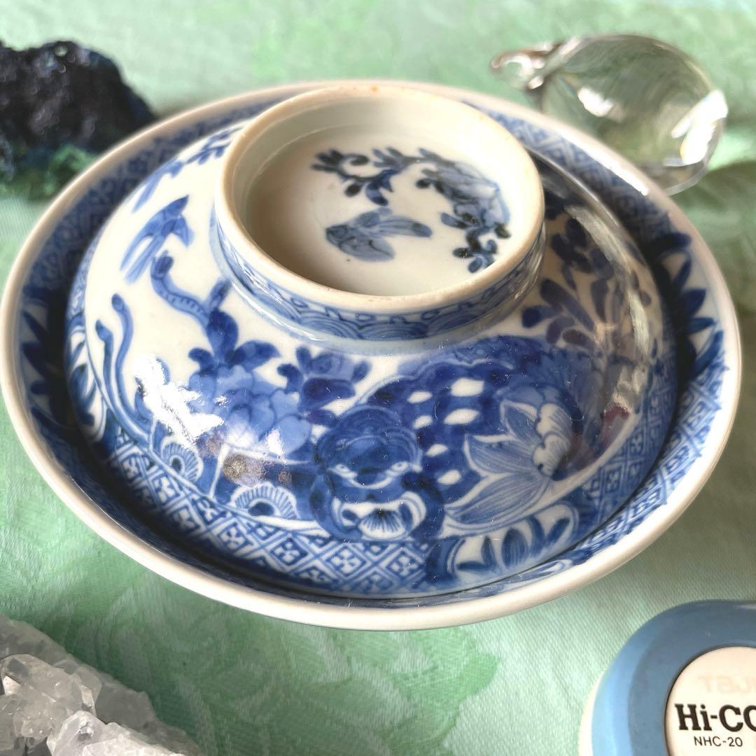 古伊万里　染付　霊獣　牡丹　唐草　蓋付飯碗