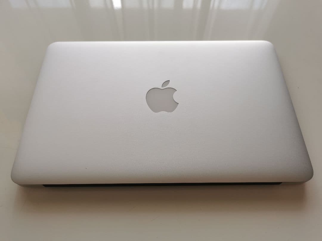 Macbook air 2011 モデルNo.A1370 リサイクル券付き