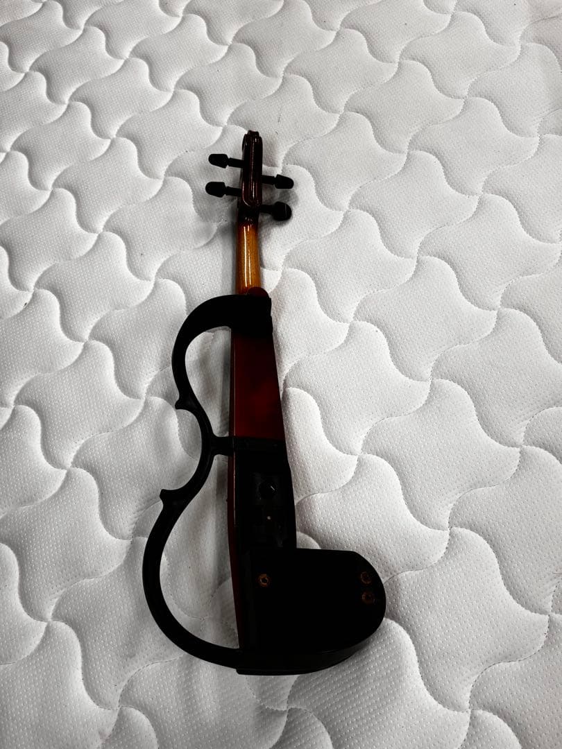 YAMAHA SV-100 サイレントバイオリン