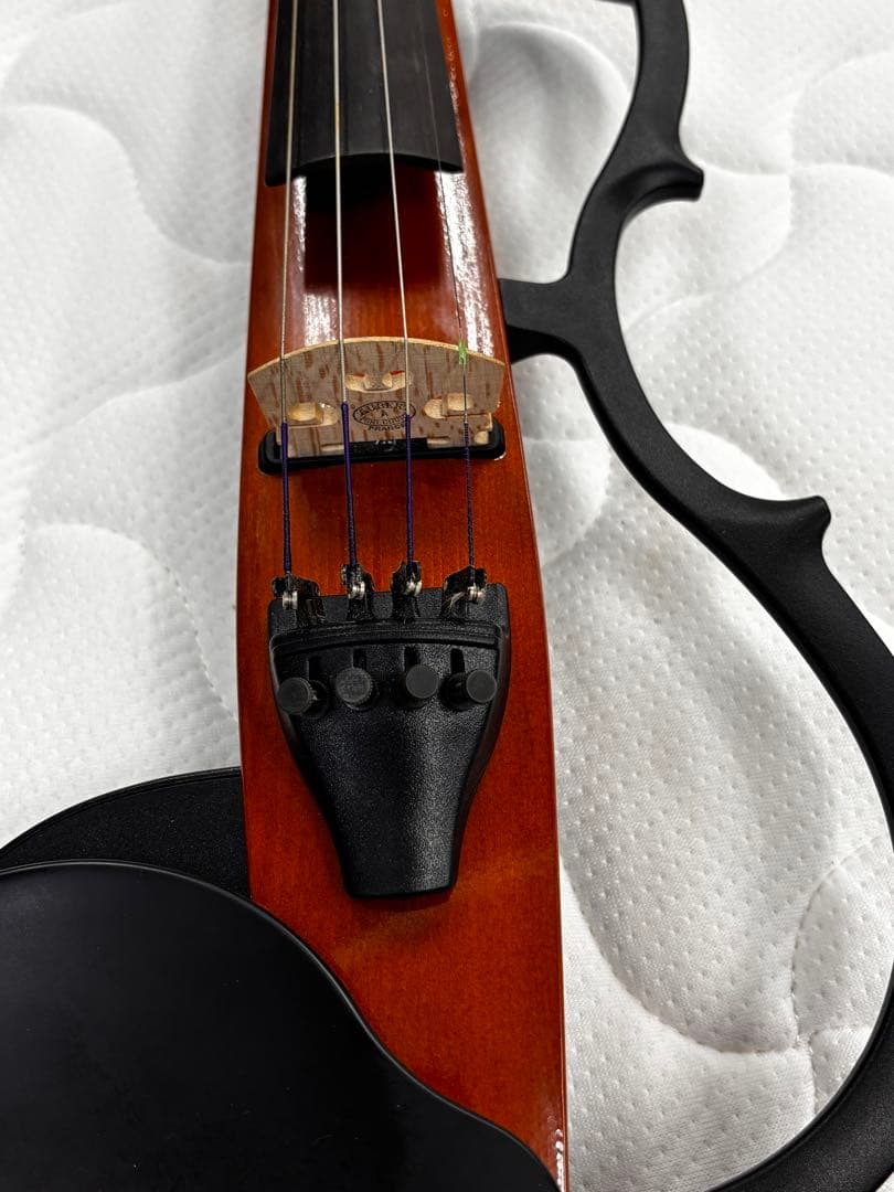 YAMAHA SV-100 サイレントバイオリン