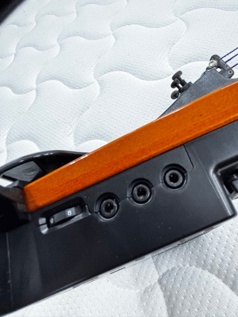 YAMAHA SV-100 サイレントバイオリン