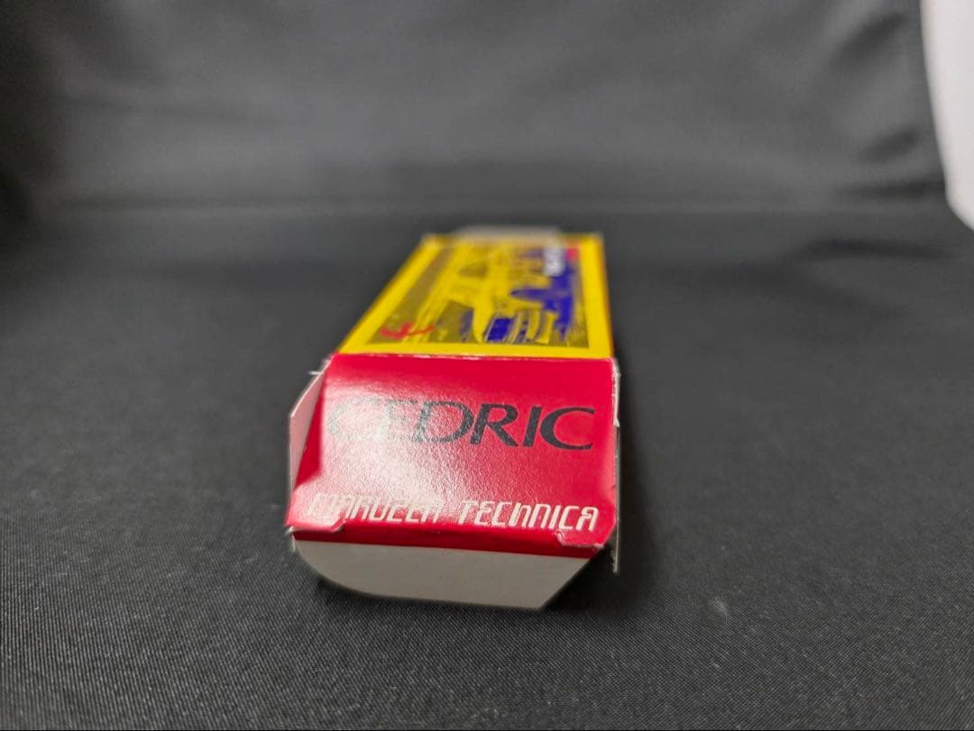 トミカ マルゼンテクニカ特注 ニッサンセドリック