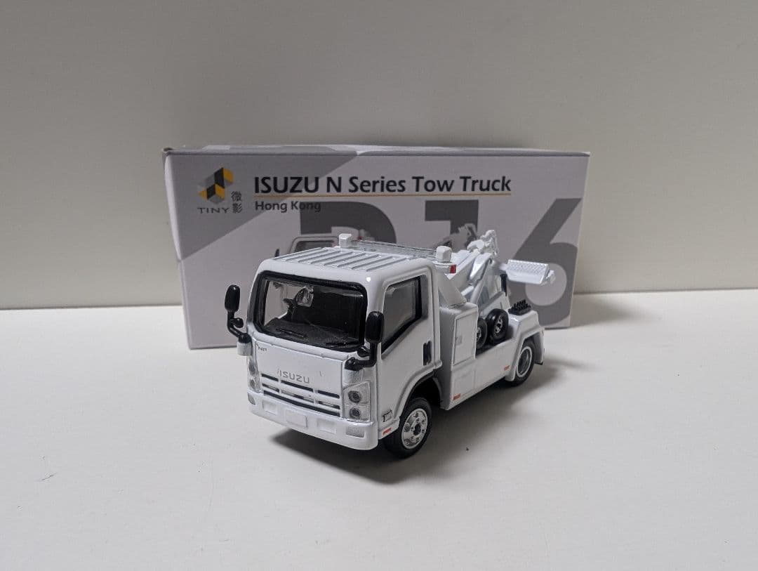 ISUZU N Series Tow Truck 1/76 ホワイト