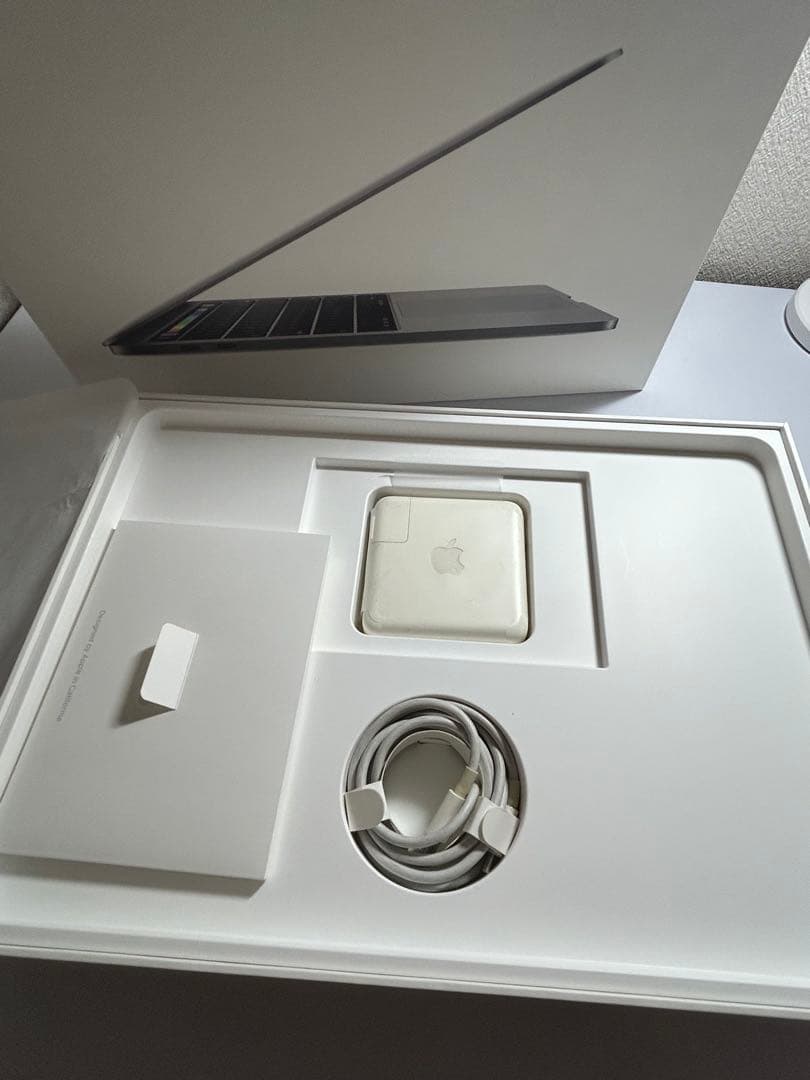 【ジャンク品】 Apple MacBook Pro シルバー 本体