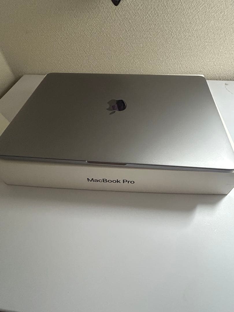 【ジャンク品】 Apple MacBook Pro シルバー 本体