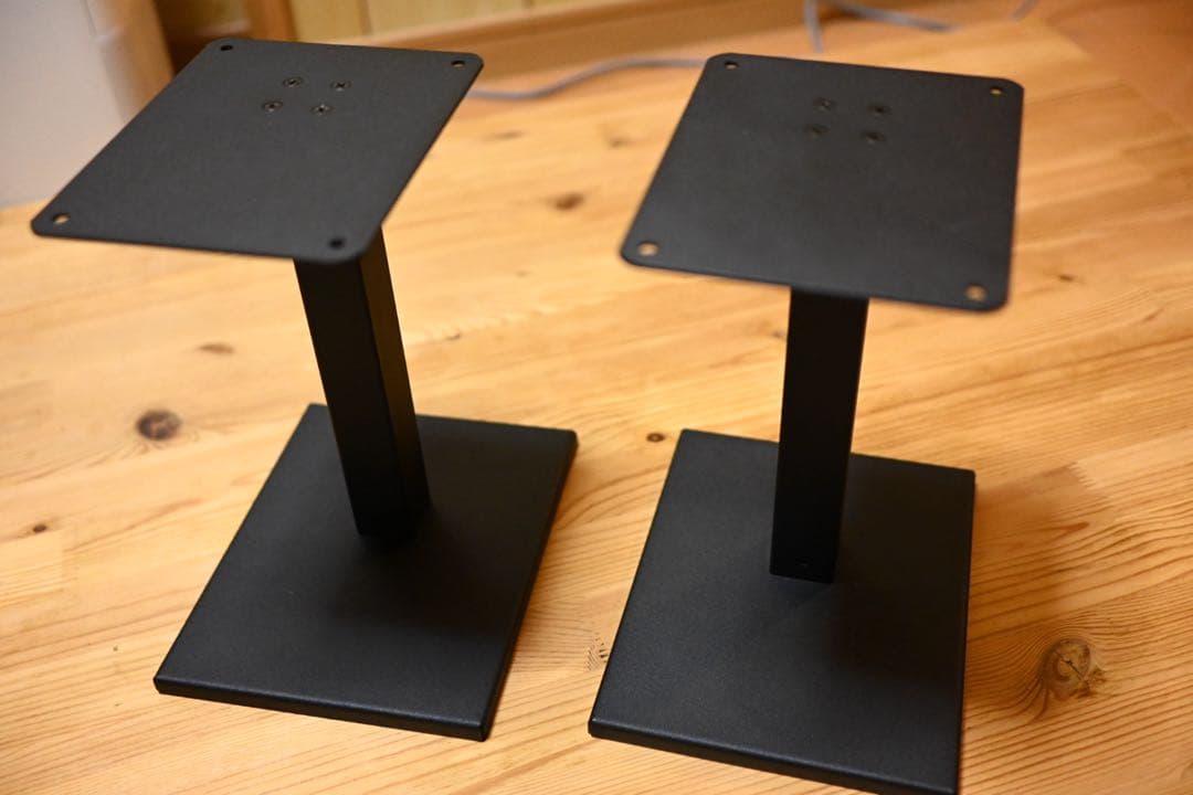 アクティブスピーカー　cakewalk ma-150 インシュレーター　スタンド