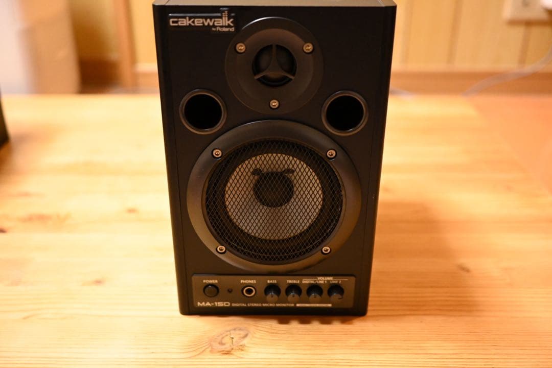 アクティブスピーカー　cakewalk ma-150 インシュレーター　スタンド