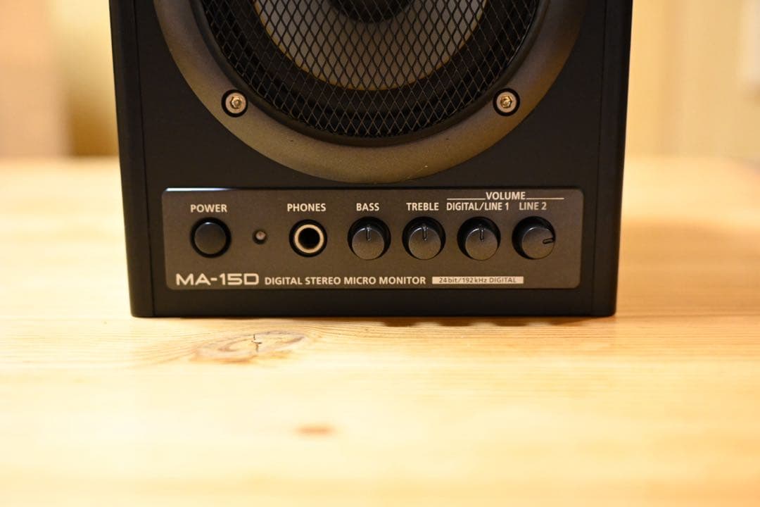 アクティブスピーカー　cakewalk ma-150 インシュレーター　スタンド
