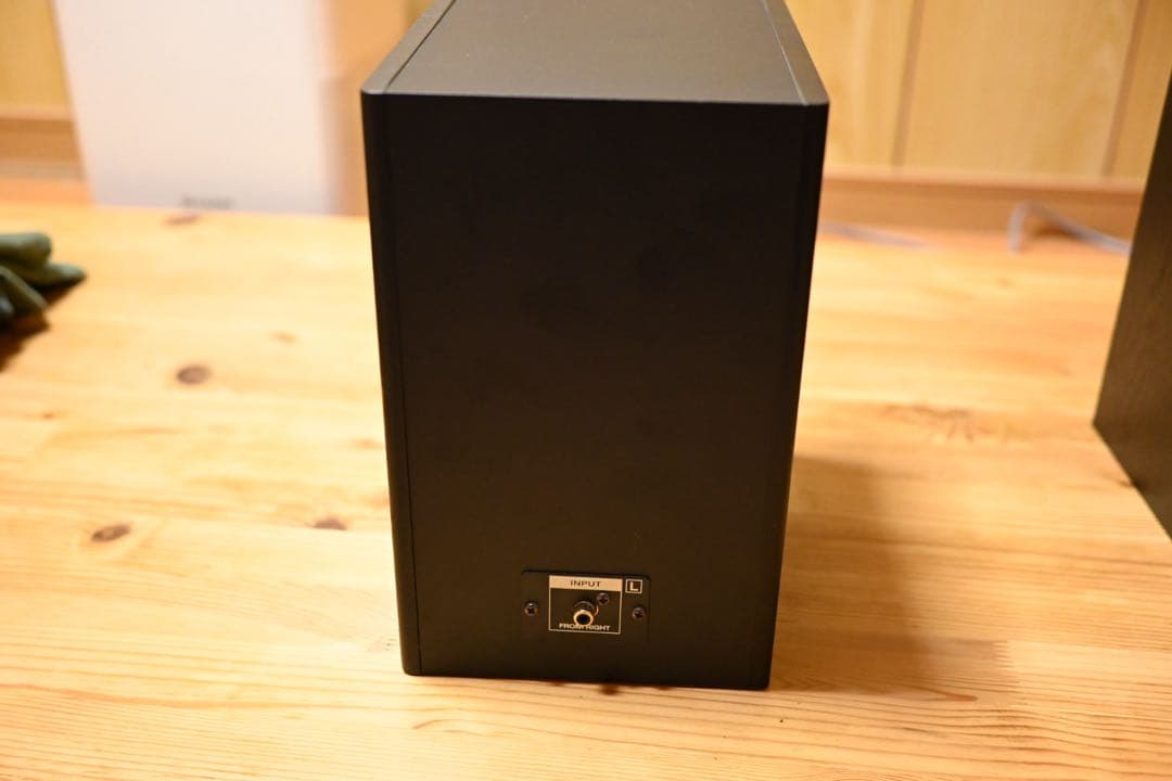 アクティブスピーカー　cakewalk ma-150 インシュレーター　スタンド