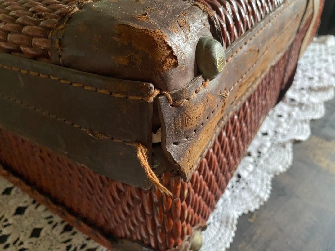 トランク 年代物 当時物レトロ アンティーク ビンテージ 昭和レトロ インテリア