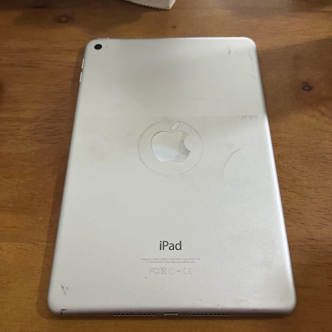 Apple iPad mini 4 16GB シルバー