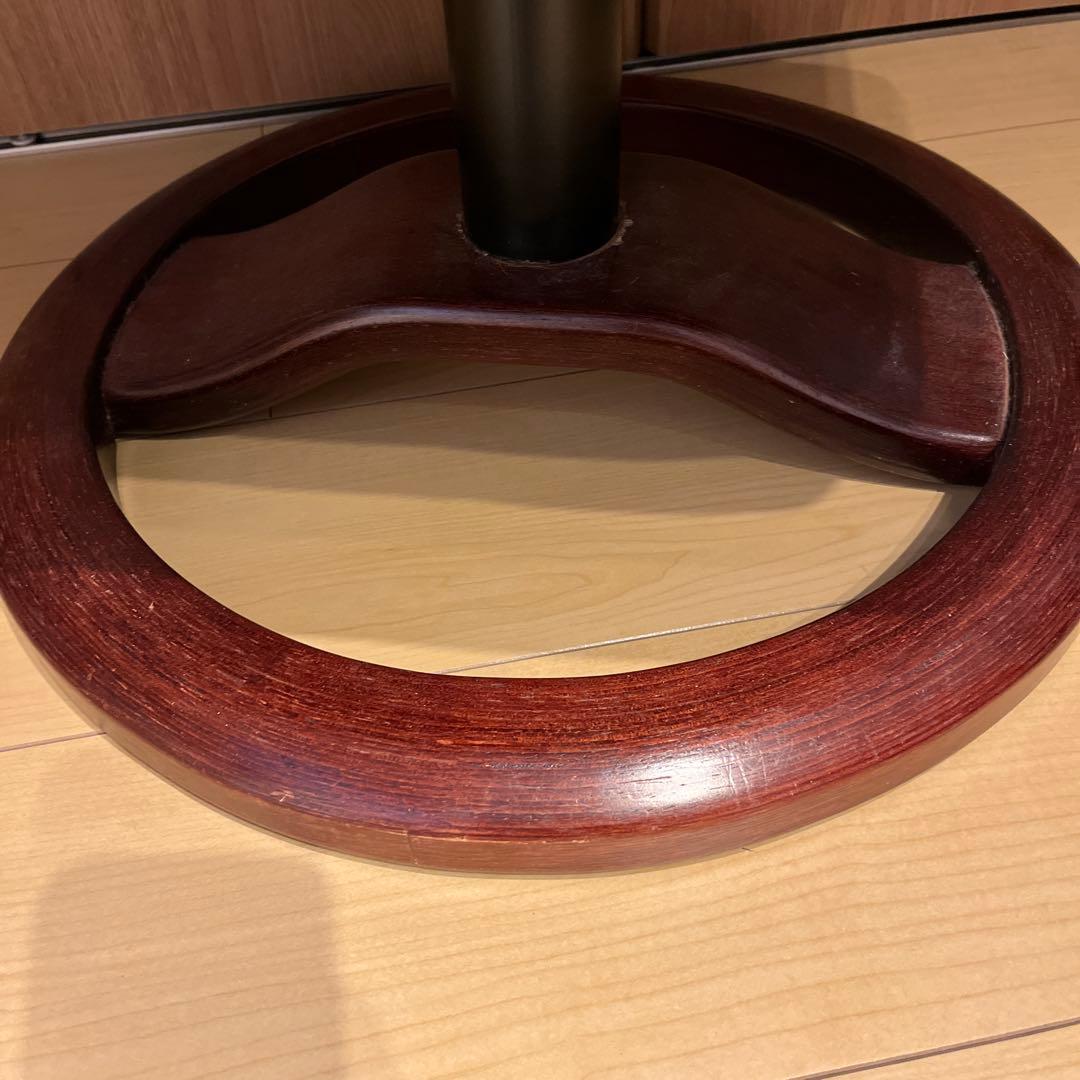 ブラック皮製　クッション椅子