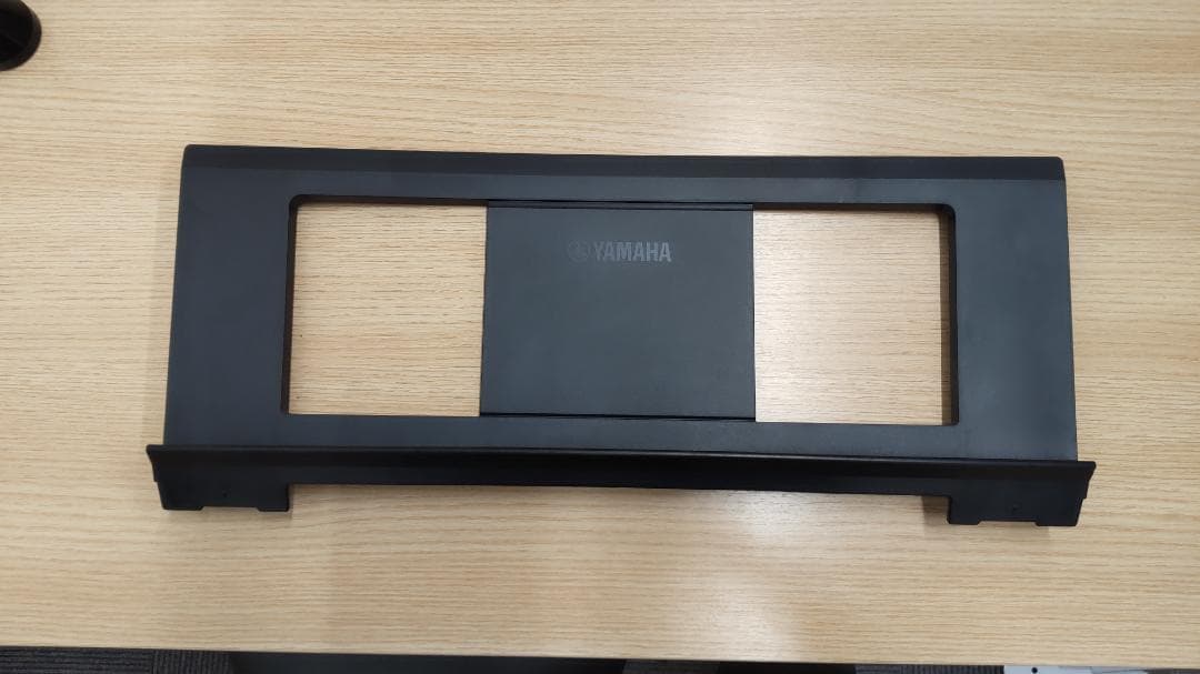 【美品　送料込】YAMAHA キーボードピアノ　Piaggero　NP-12