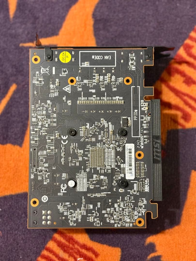 玄人志向 RD-RX6500XT-E4GB/SF グラフィックボード