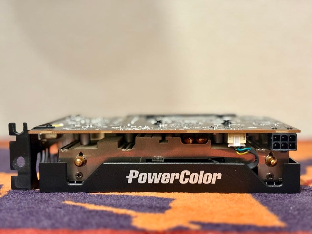 玄人志向 RD-RX6500XT-E4GB/SF グラフィックボード