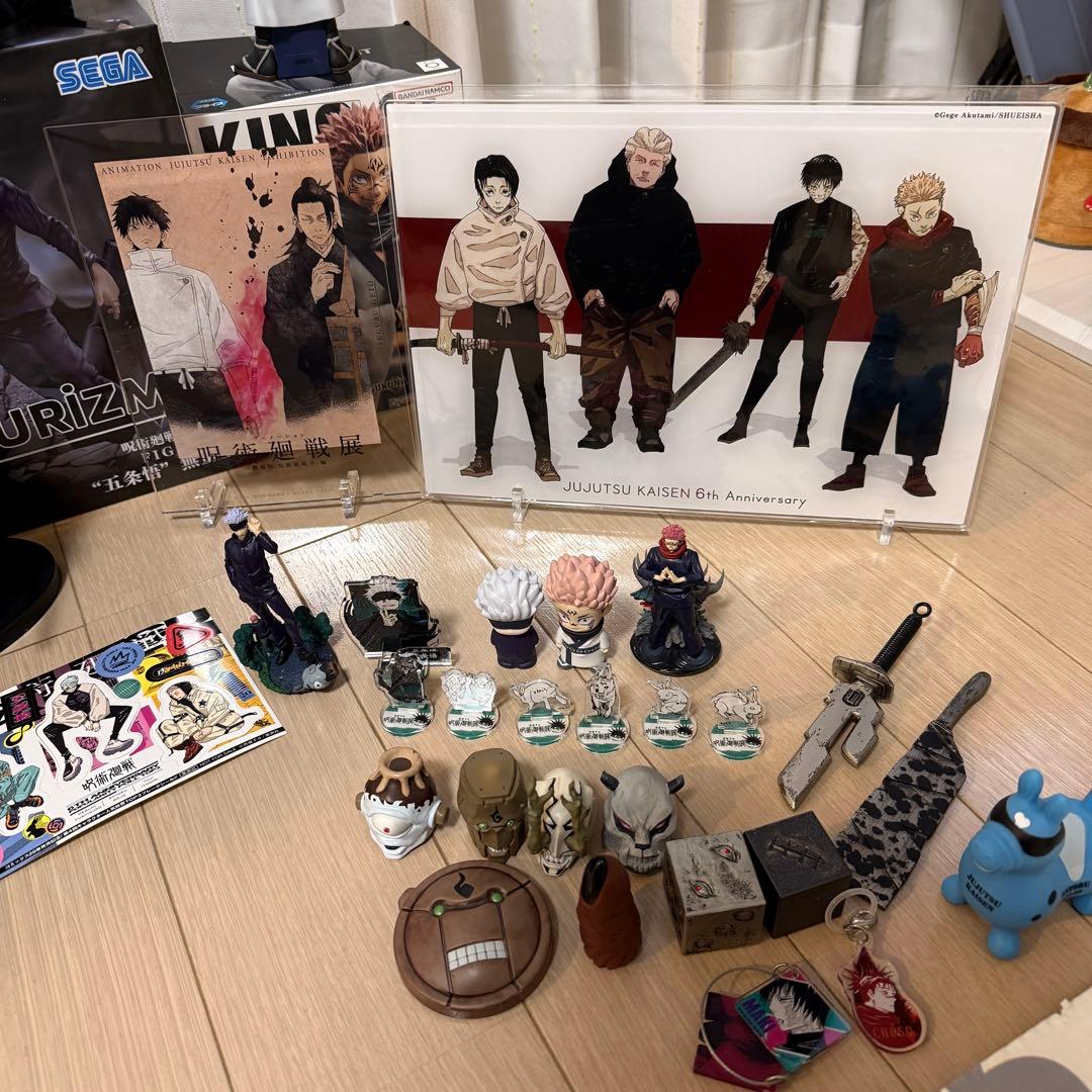 呪術廻戦フィギュア　ぬいぐるみ　アクスタ　その他グッズまとめ売り