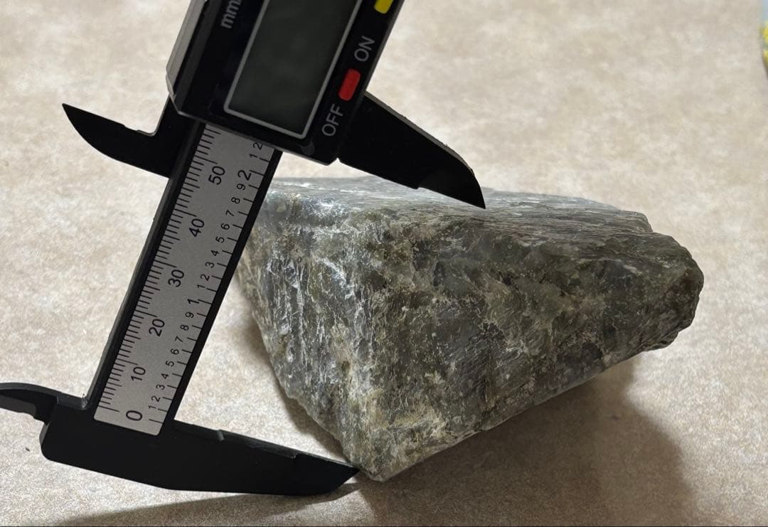 ラブラドライト 原石 鉱物標本 鉱石 天然石 パワーストーン　ピンクオレンジ