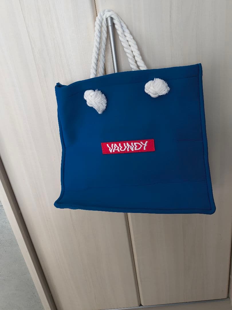 Vaundy “replica” ロゴ バッグ