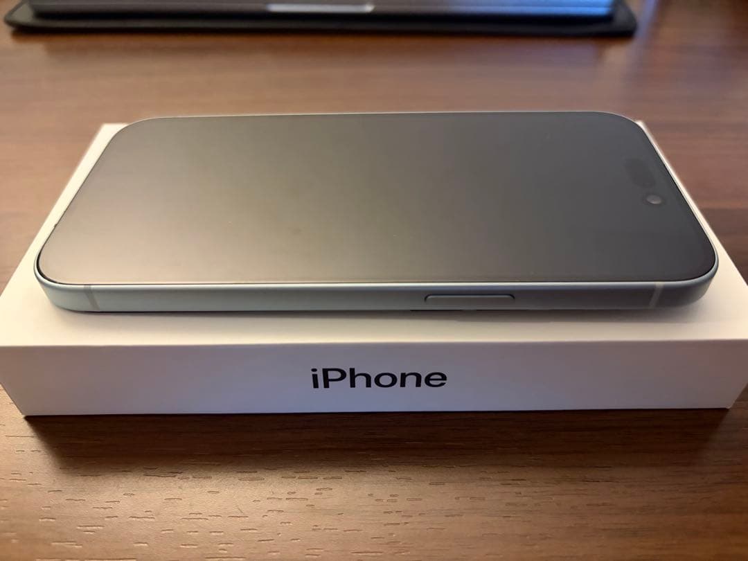 iPhone 15 256GB ブルー simフリー