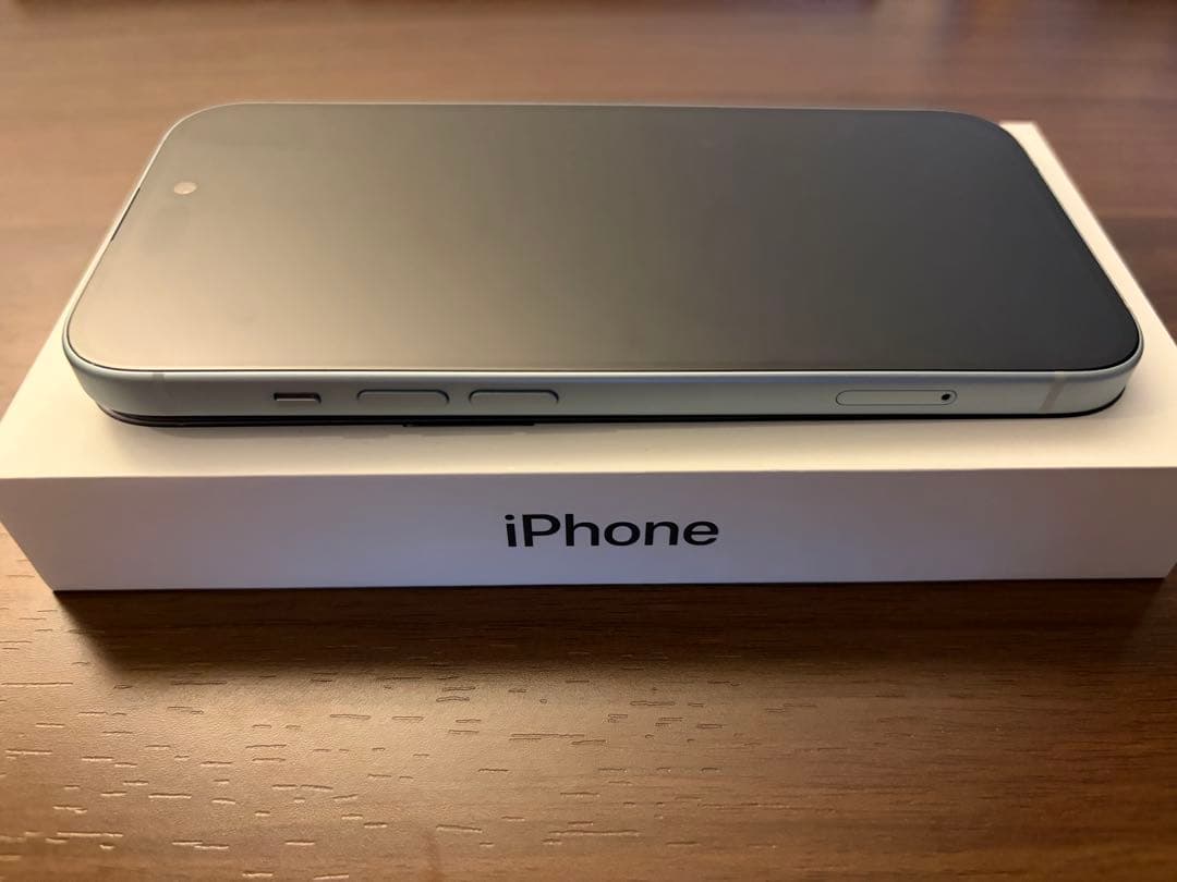 iPhone 15 256GB ブルー simフリー