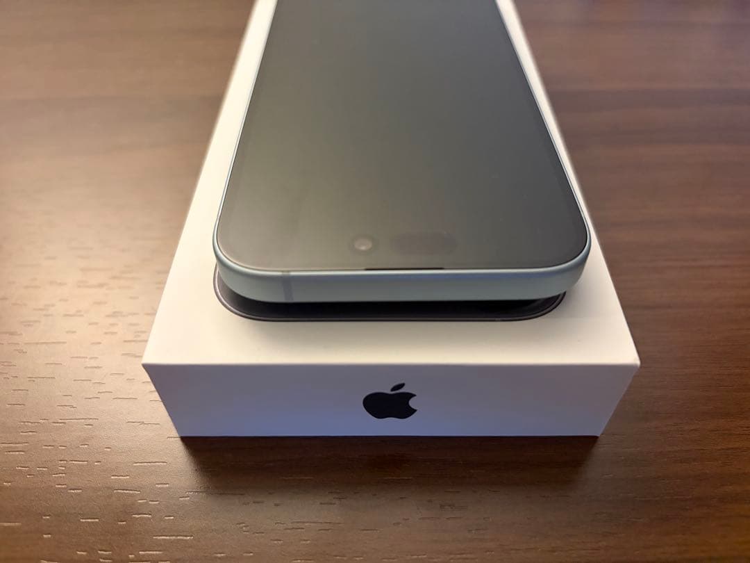iPhone 15 256GB ブルー simフリー
