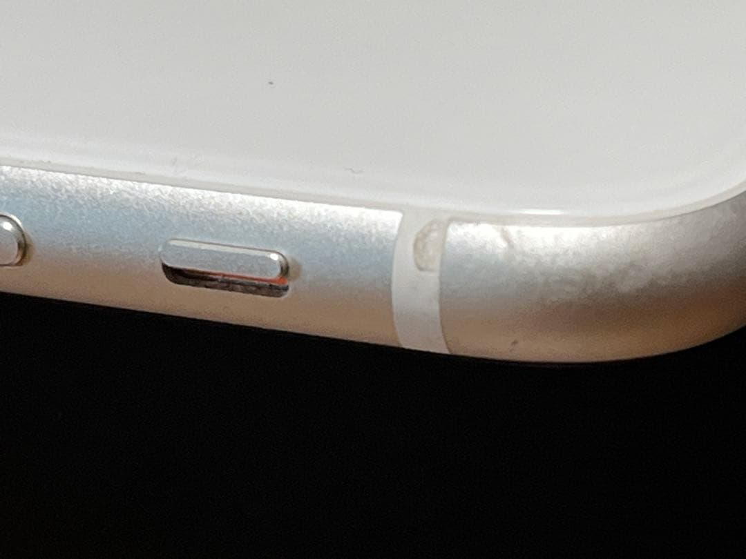 iPhone se2 128g 純正バッテリー90%simロック無し