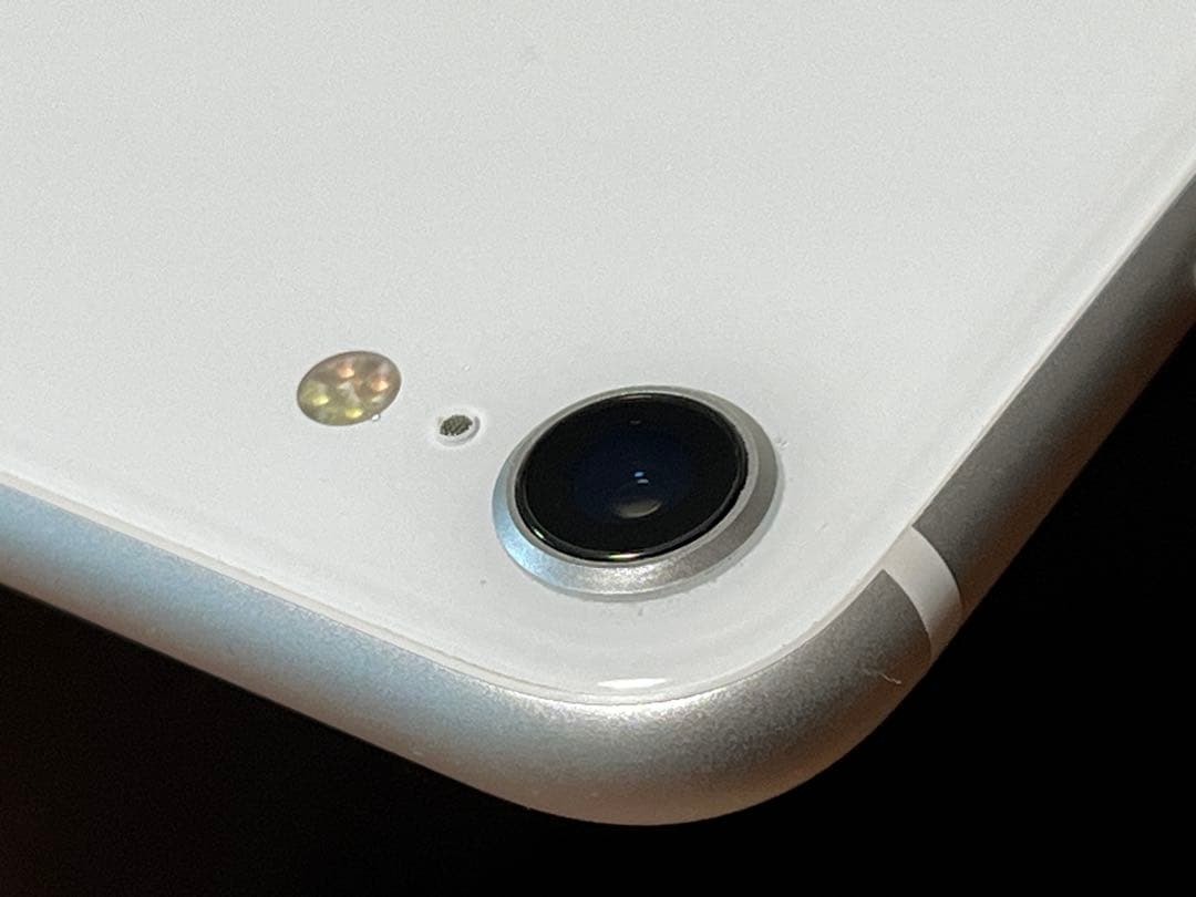 iPhone se2 128g 純正バッテリー90%simロック無し