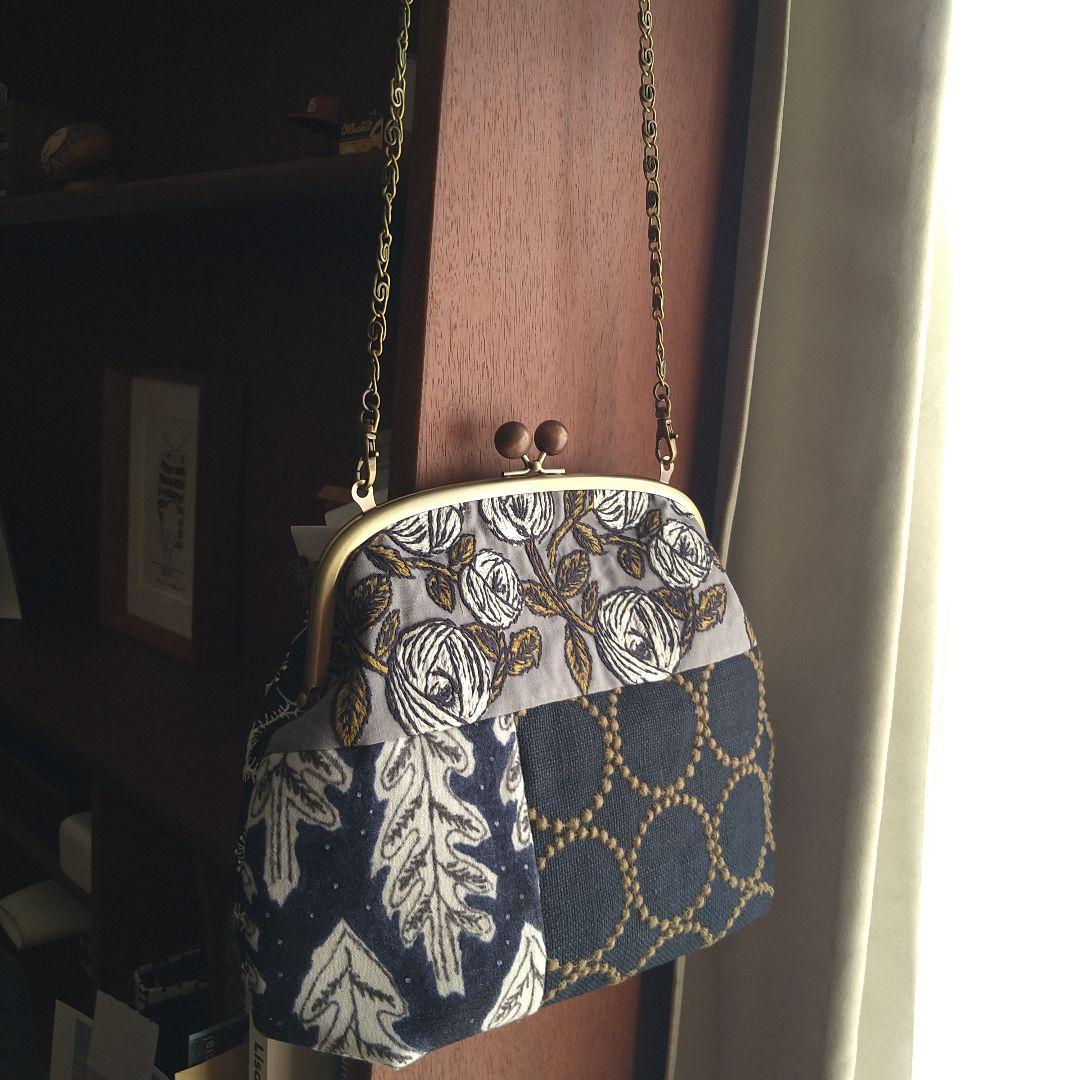 new❣ 木玉口金 パッチワークがま口バッグ☆ミナペルホネン ハンドメイド